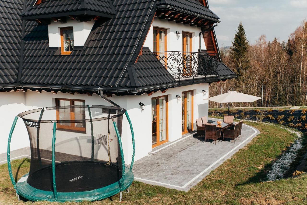 Willa Giergonia Bukowina Tatrzańska Exteriör bild